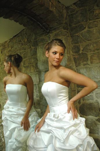 Bride Mirror Opt